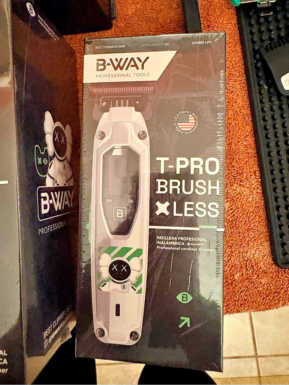 B-WAY T-PRO BRUSH LESS Professional Hair Clipper NWT
